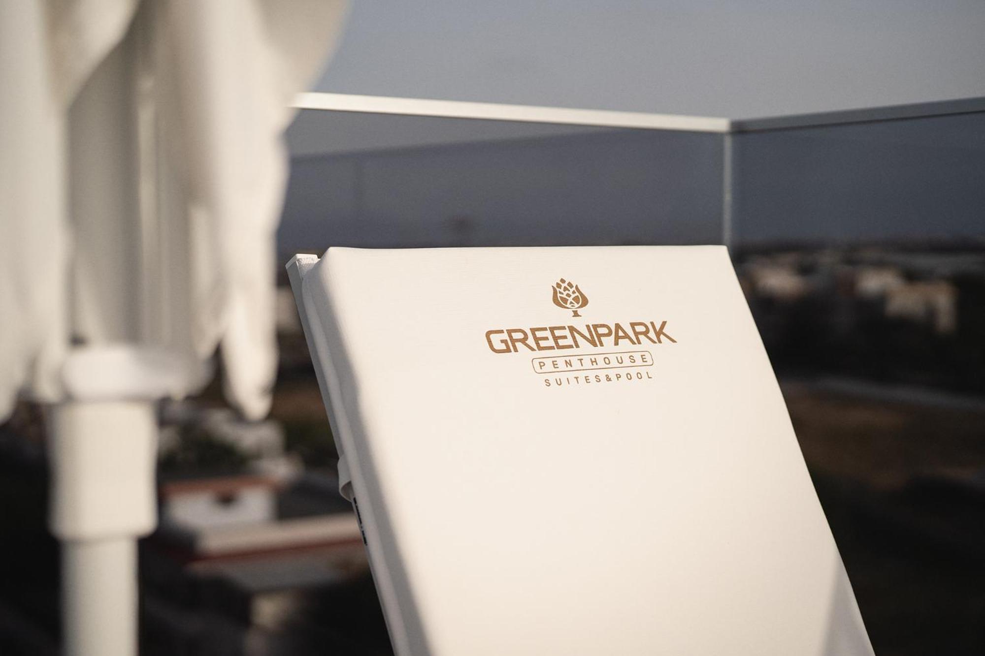 Green Park Penthouse Suite & Pool - Heated Pool - Bari Exterior foto